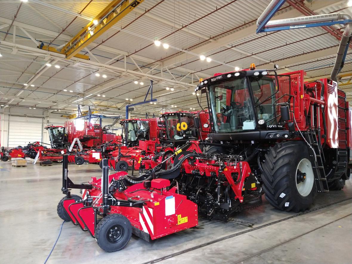 Productie Agrifac bietenrooiers in Steenwijk