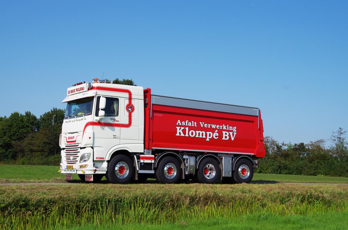 Compacte DAF Veldhuizen vrachtwagen 