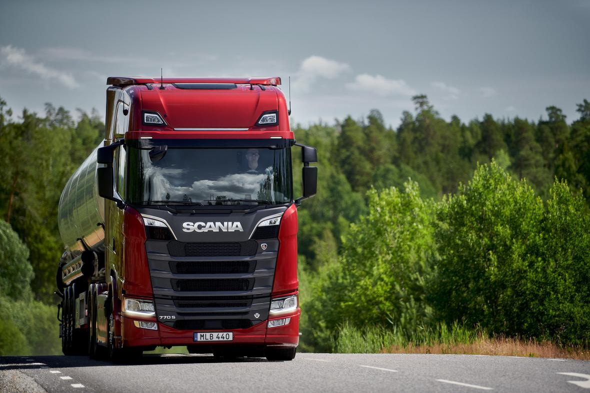 Scania V8 truck 
