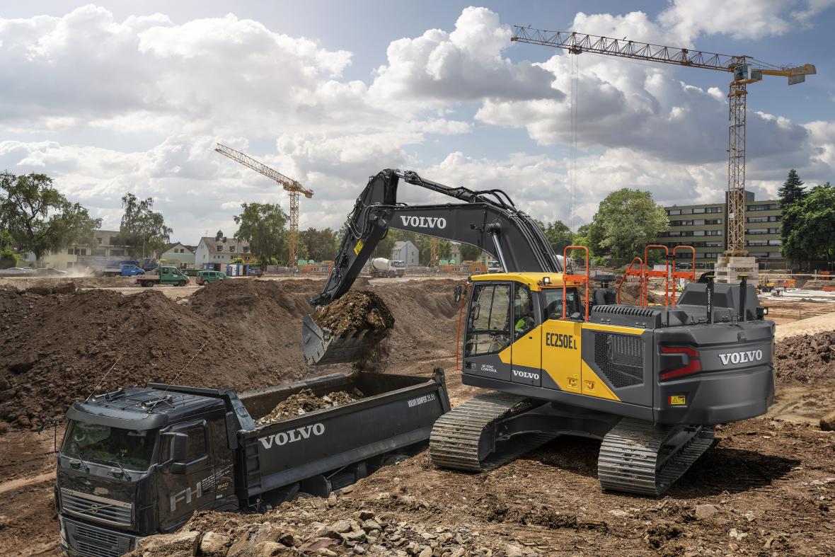 Volvo EC 250E Stage V rupsgraafmachine