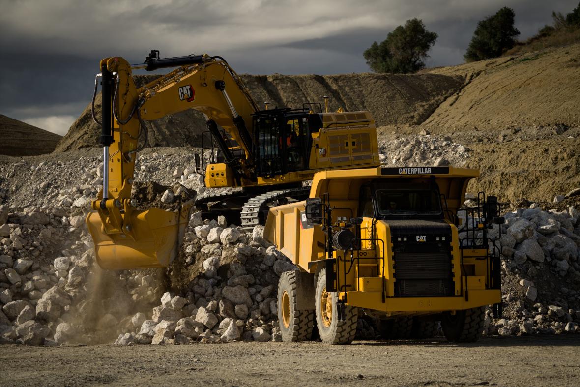 Cat 374