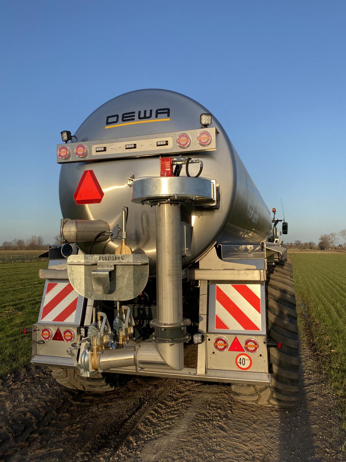 dewa RVS tank