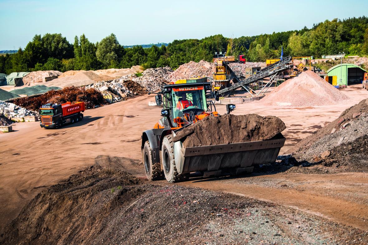 HItachi ZW 220 wiellader