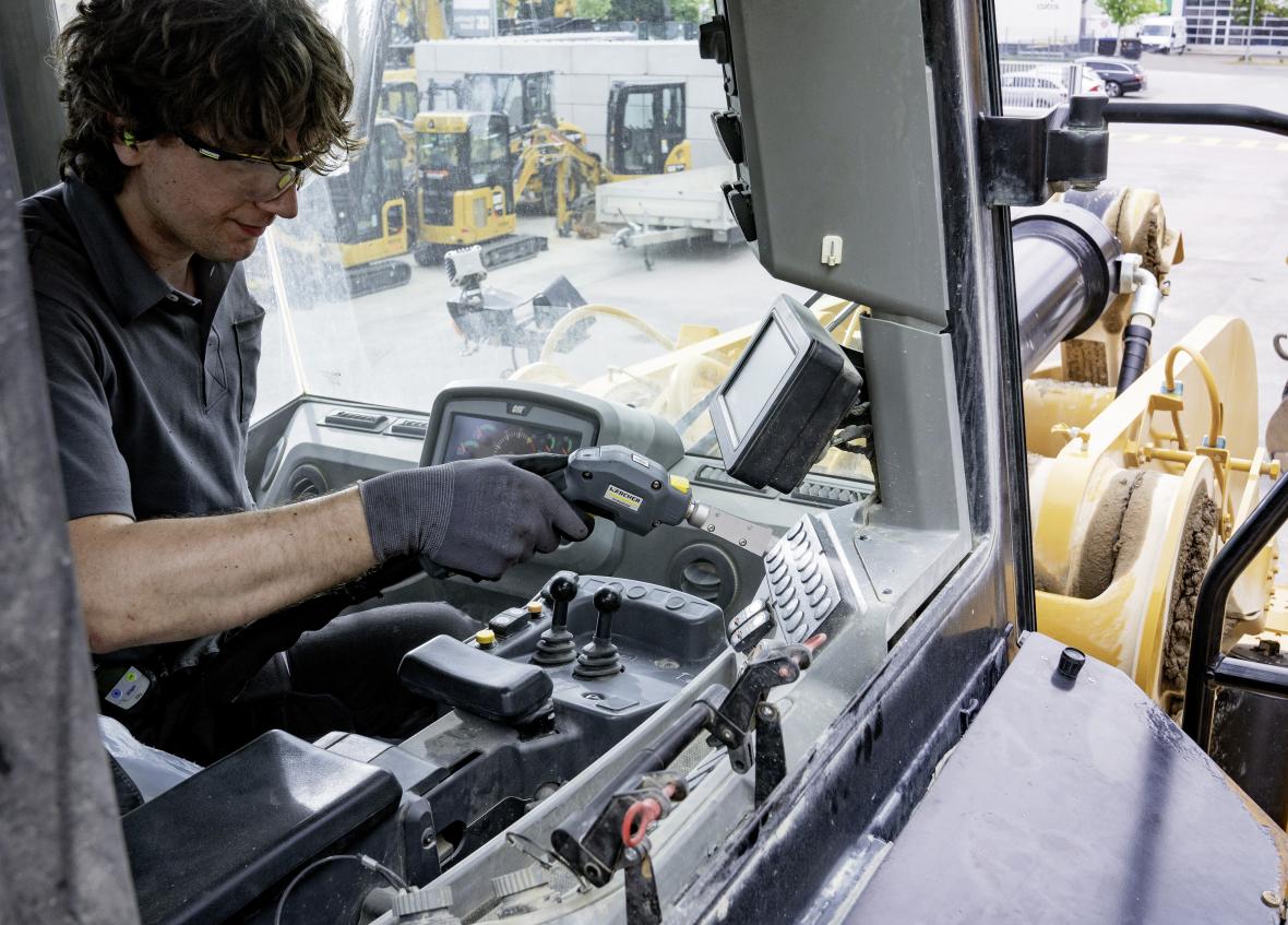 karcher droogijs reinigen interieur
