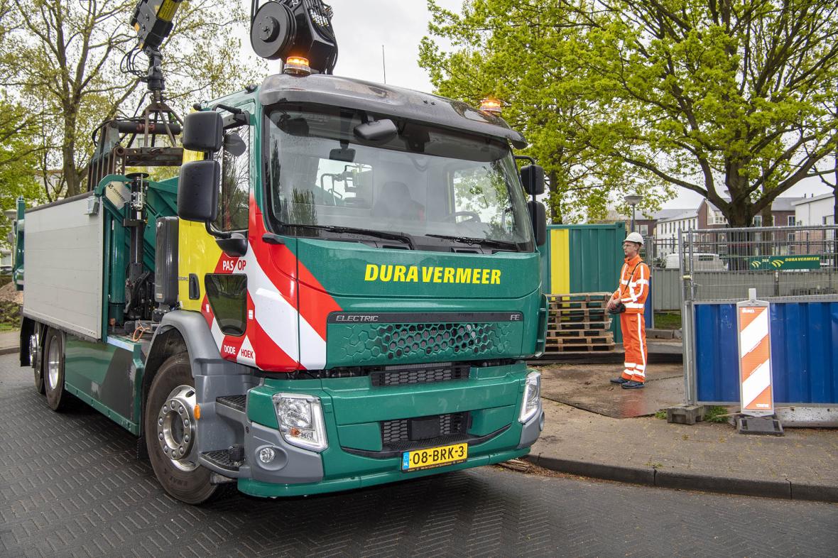 Volvo FE Elektrisch 6x2 knijperwagen