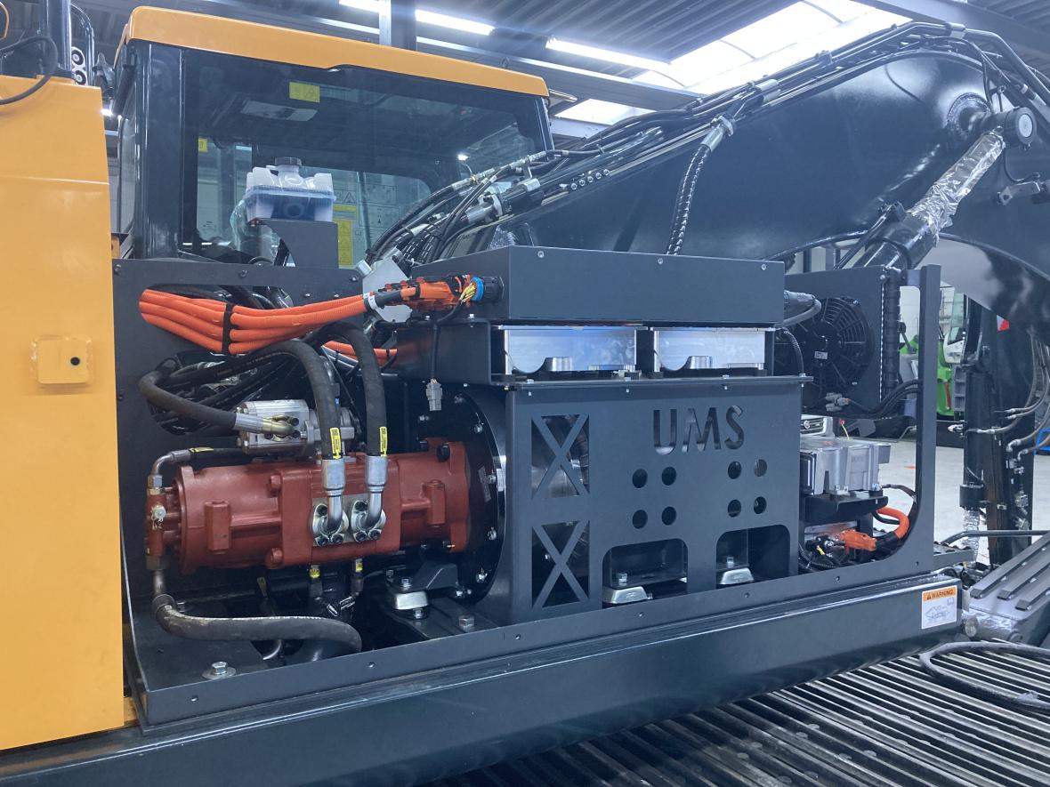 ombouw Hyundai 260 rupsgraafmachine naar elektrisch