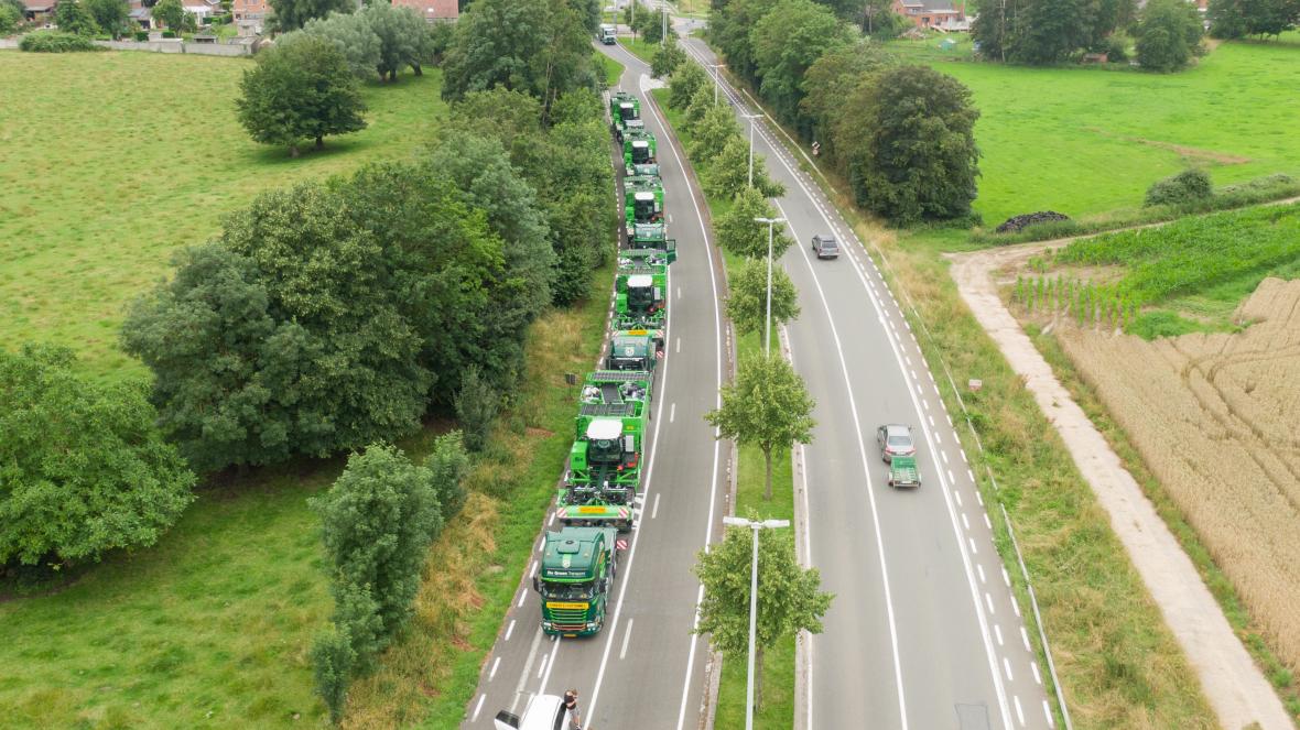 AVR Puma's op transport