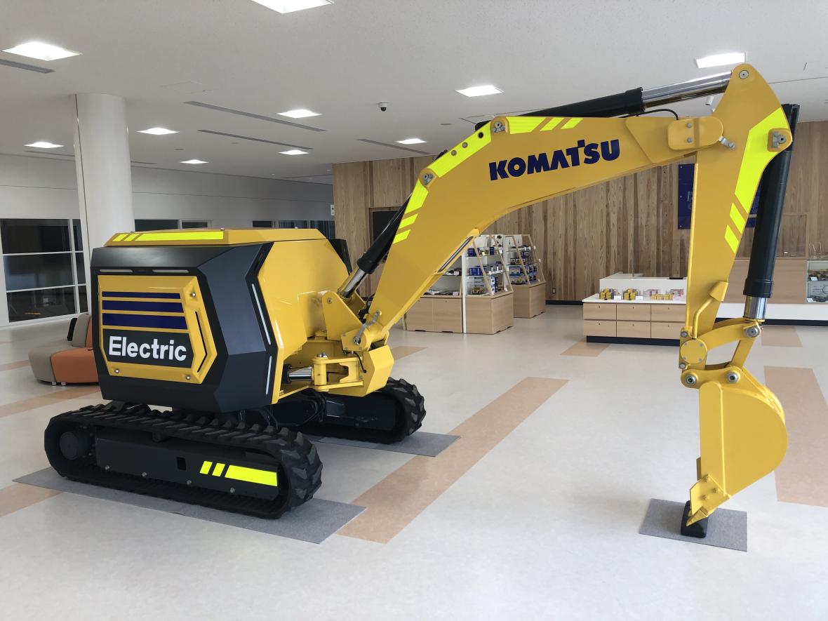 RC bestuurde elektrische Komatsu minigraafmachine