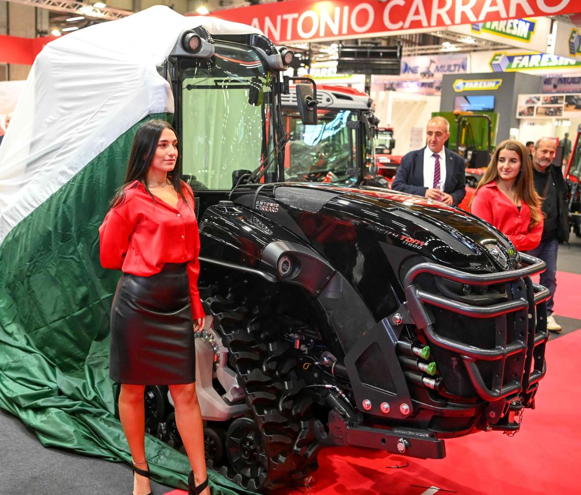 Antonio Carraro Mach4