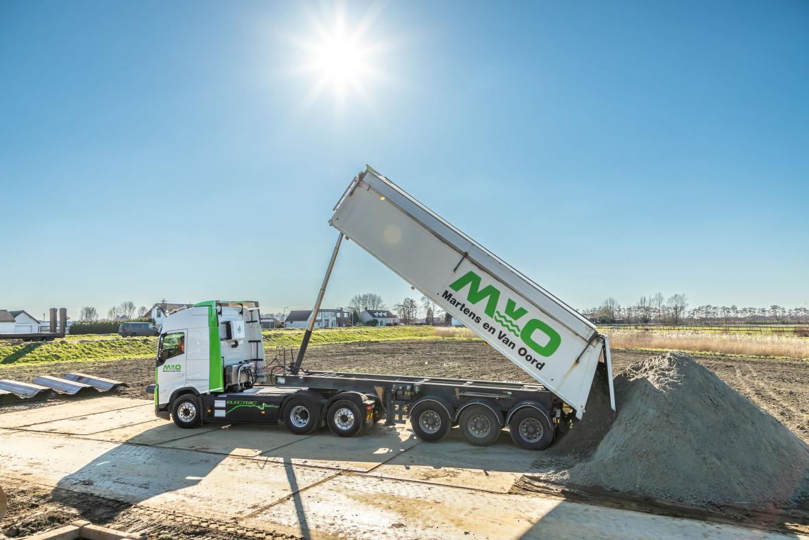 volvo FMX electric truck