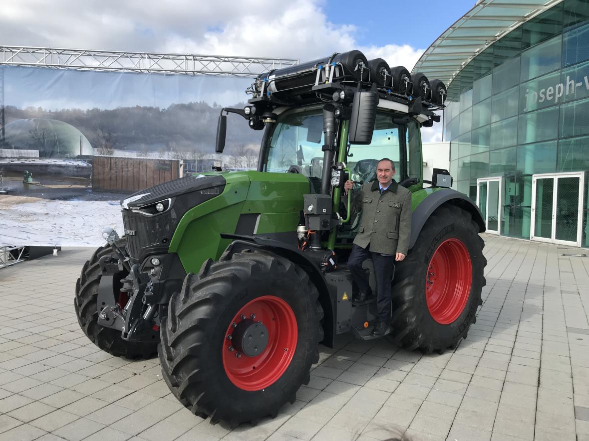 Fendt 700 vario  waterstof 