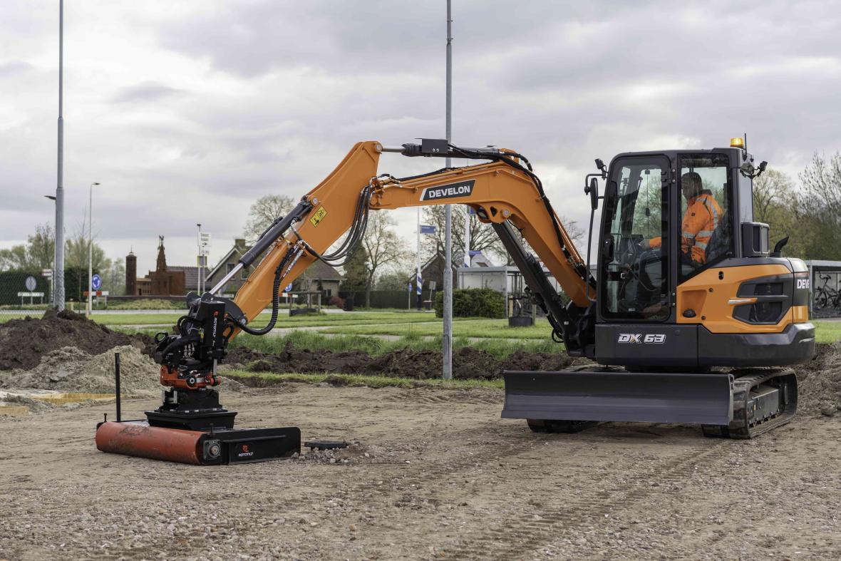 develon DX63 minigraver