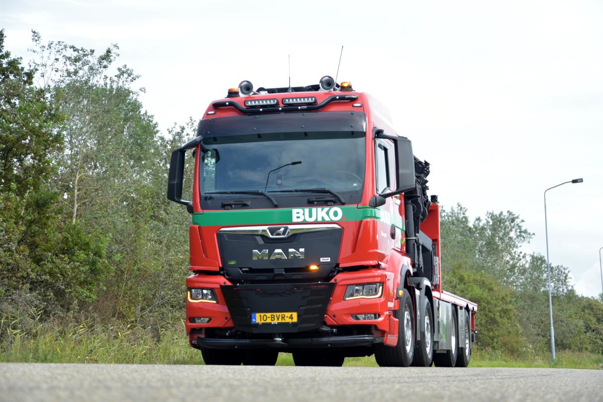 MAN met autolaadkraan