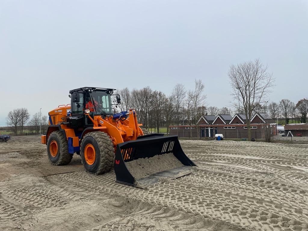 Staad DL 286 electric wiellader
