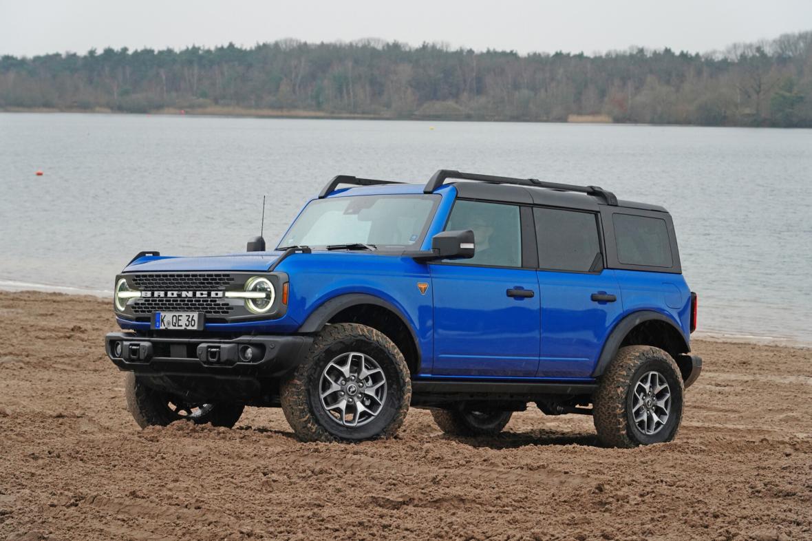 Ford Bronco 