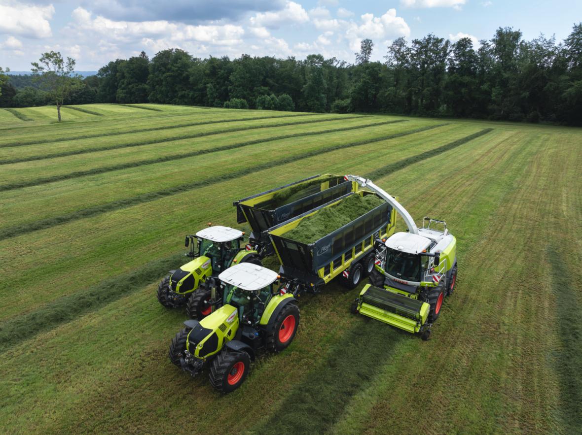 Claas hakselaar , gras hakselen