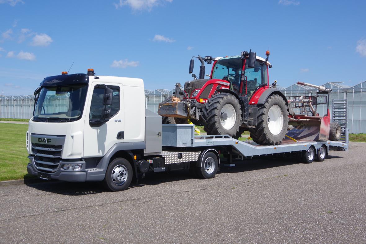 Veldhuizen truck DAF XB BE truck