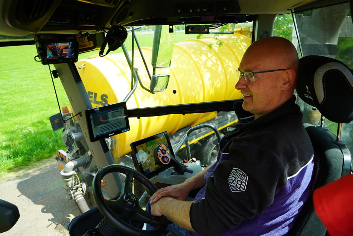 Gubbels Agro mest uitrijden