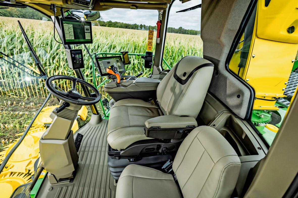 Cabine John Deere F8 en F9 hakselaars