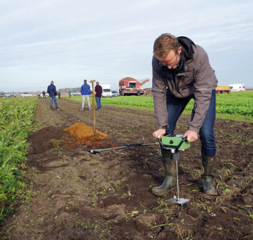 bodem (912), personeel en arbeid (111), akkerbouw (3078), 2021 (4388)