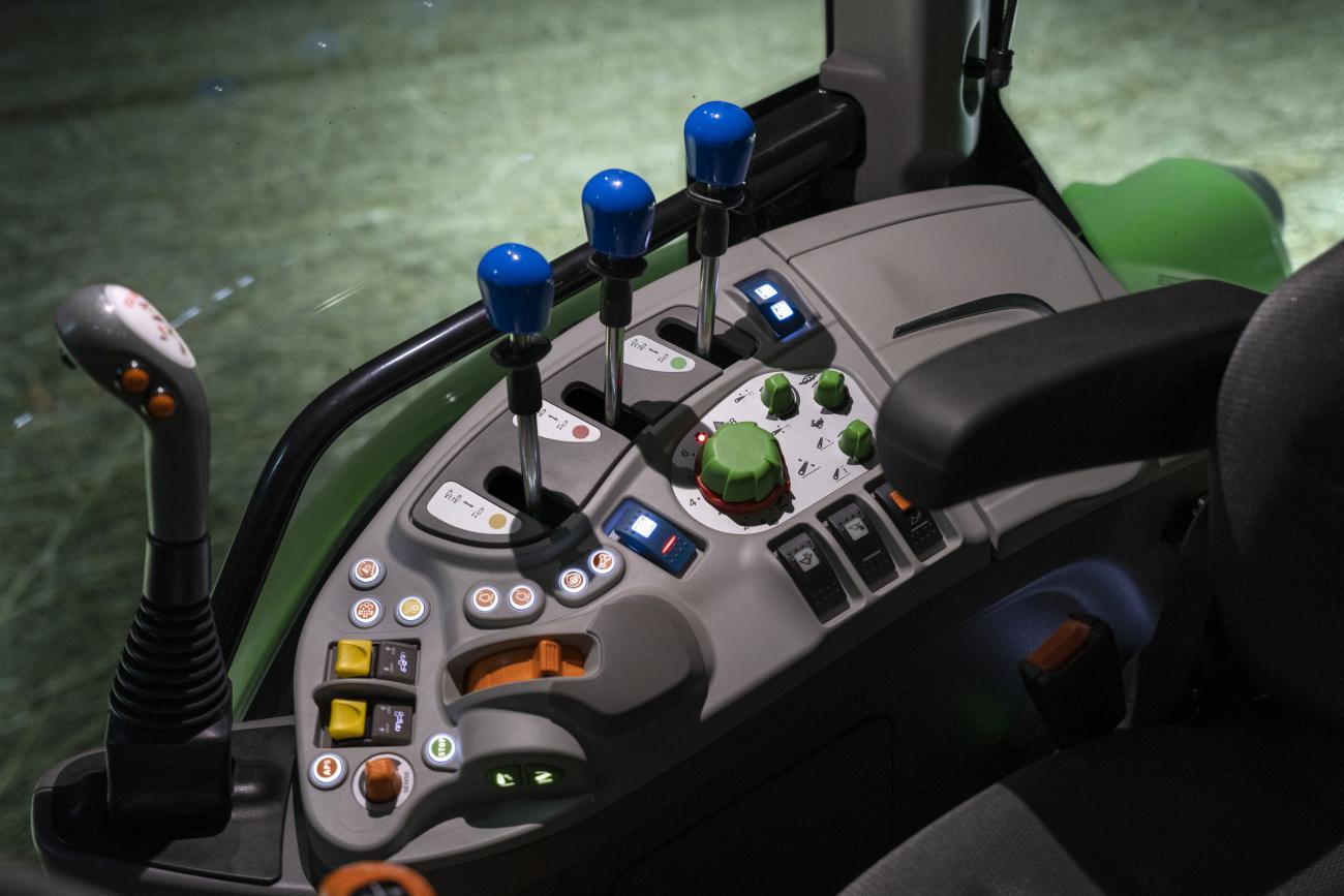 console Deutz Fahr 5 serie 