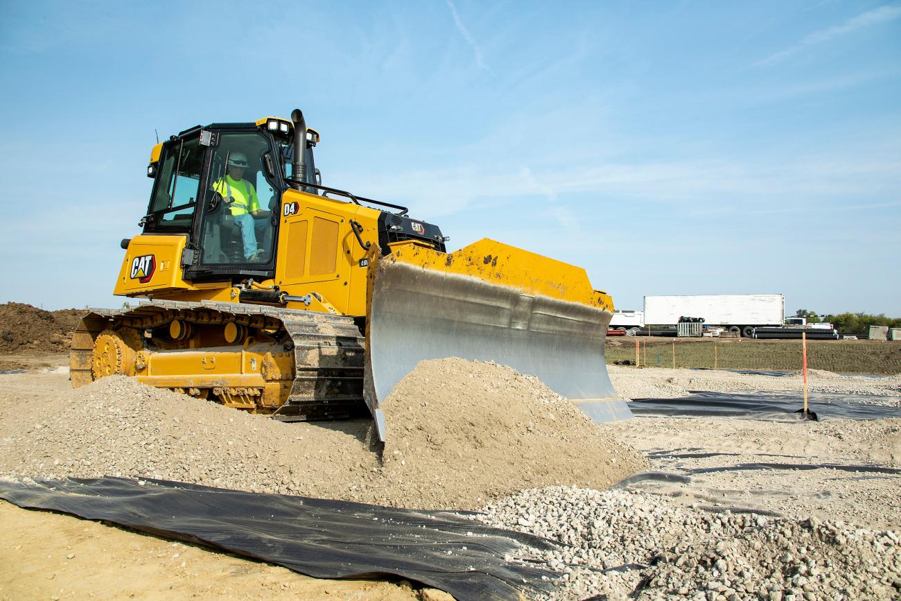 cat D4 bulldozer 