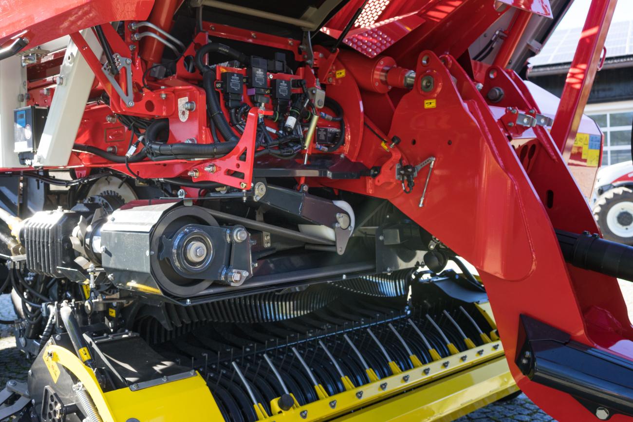 Nieuwe aandrijving Pottinger Jumbo opraapwagens.