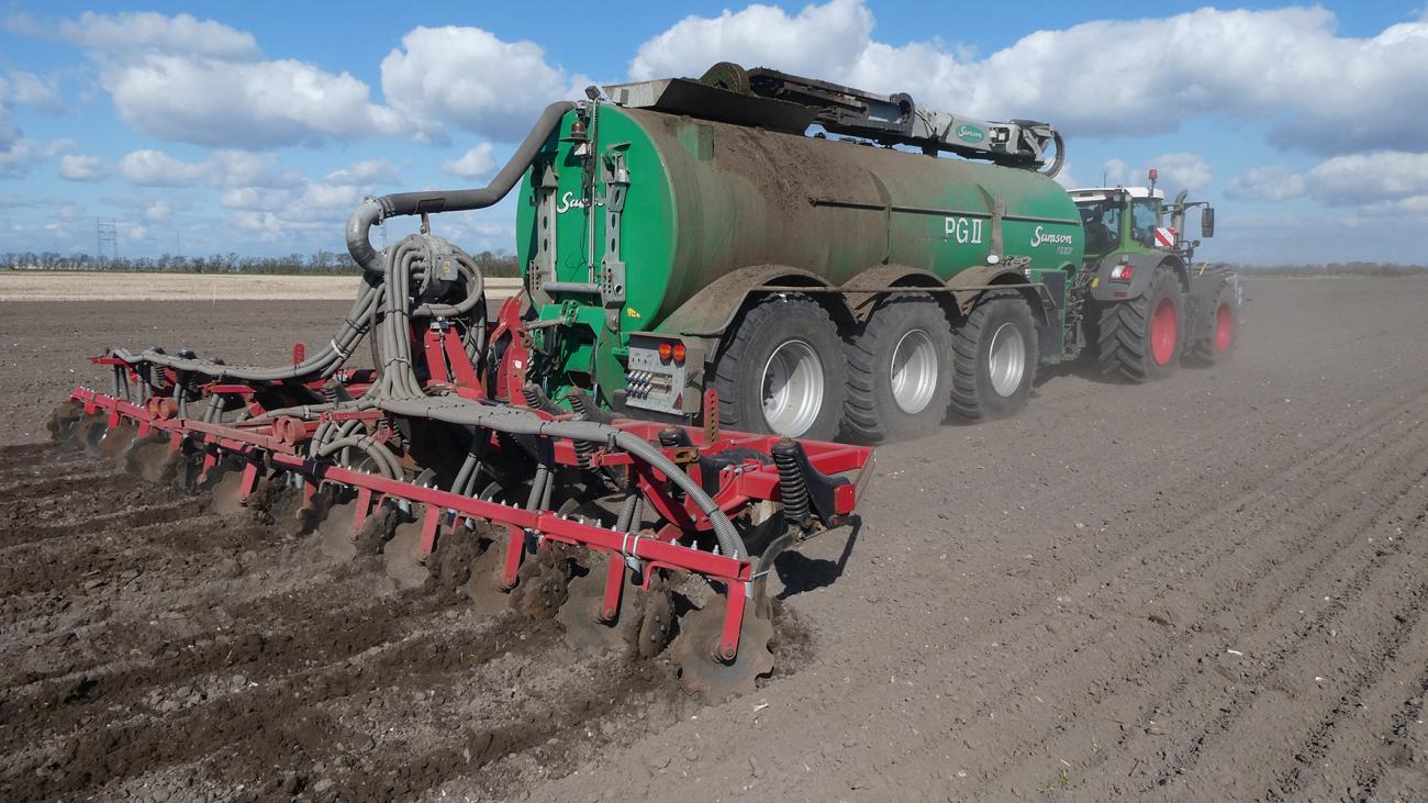 bemesten bouwland met VF banden 