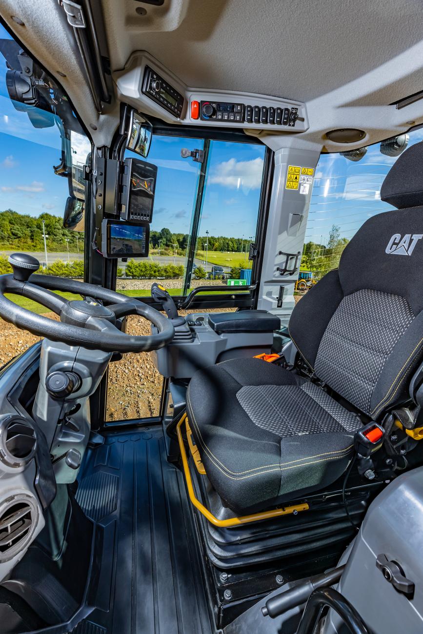 cat 908 wiellader cabine