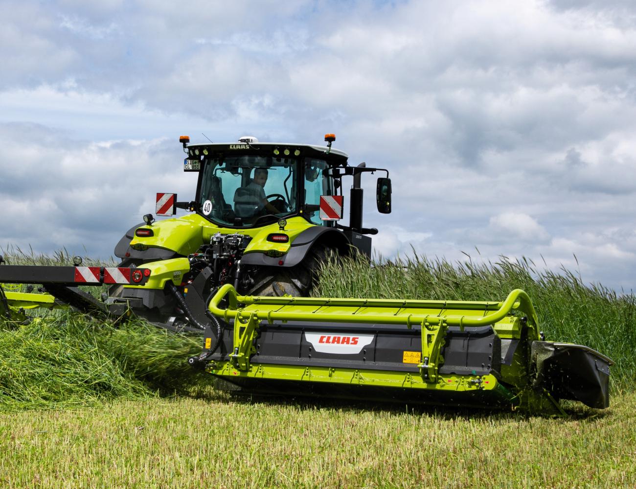 claas triplemaaier met zwadaflegging 