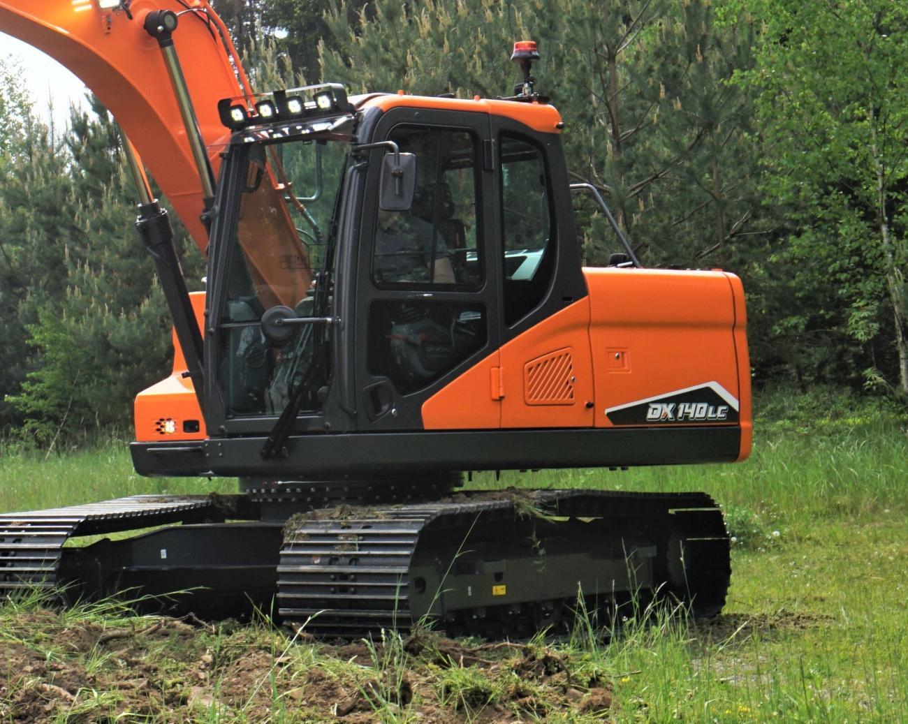 cabine Develon DX140 rupsgraafmachine