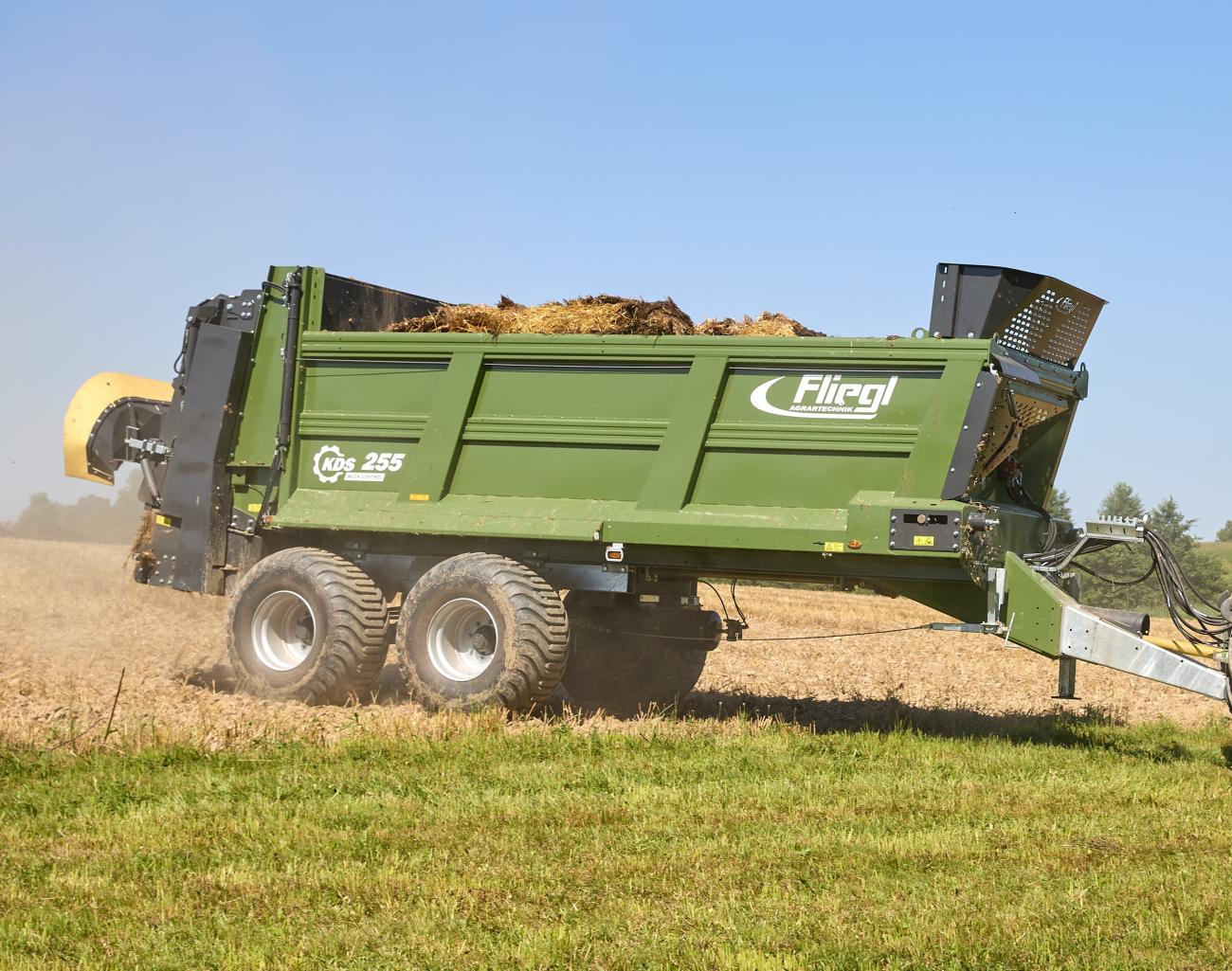 fliegl stalmeststrooier 