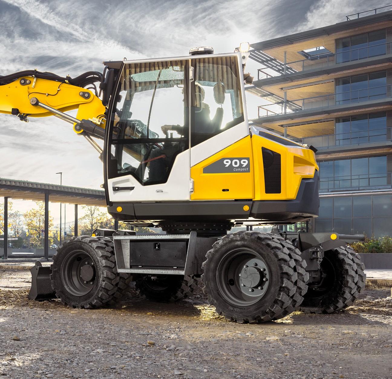 Liebeherr A909 mobiele graafmachine