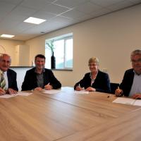 Frank Kramer (Pro aCt), Johan van Bosch (algemeen secretaris Landbouw-service), Annie van Landuyt (voorzitter Landbouw-service), Luc Vanoirbeek (voorzitter OVPG