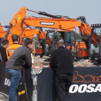 TKD, 2018, Doosan, draaien, machinist, medewerker
