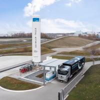 tankstation vloeibare waterstof Linde en Daimler 