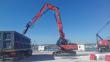 De DX235DM heeft een hydraulisch verstelbare onderwagen van 2,54 tot 3,74 meter.