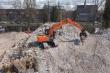 Hitachi Stage V rupsgraafmachine in de sloop 